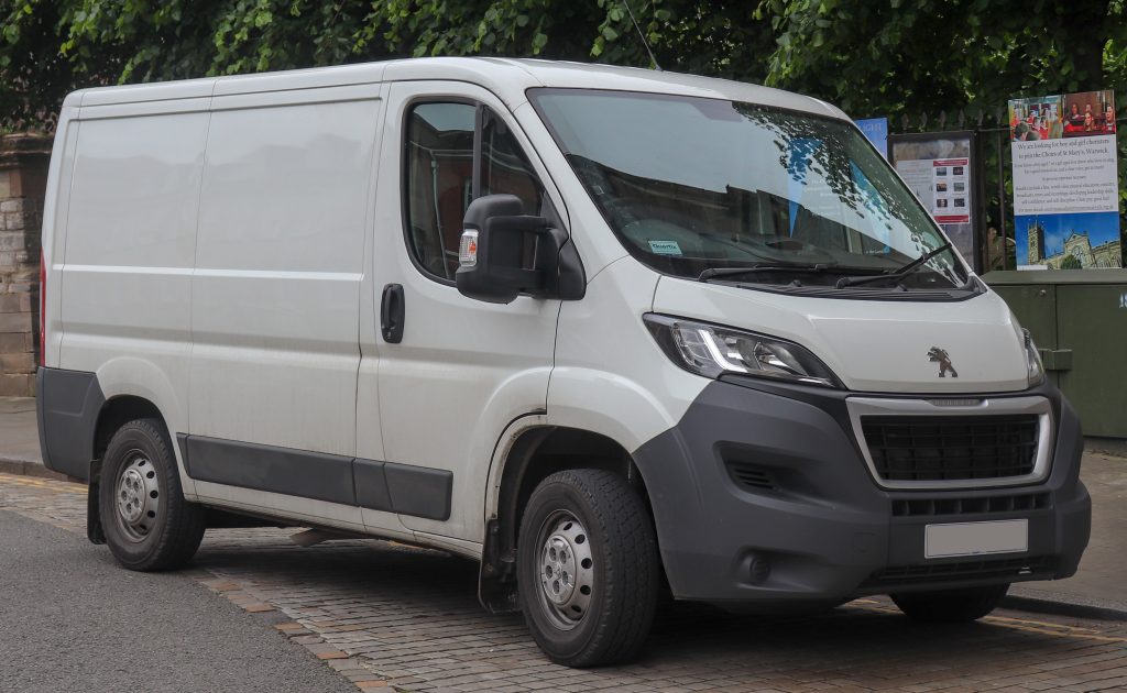 Peugeot Boxer L4H3, najem tovornega kombija v Semiču, Bela krajina