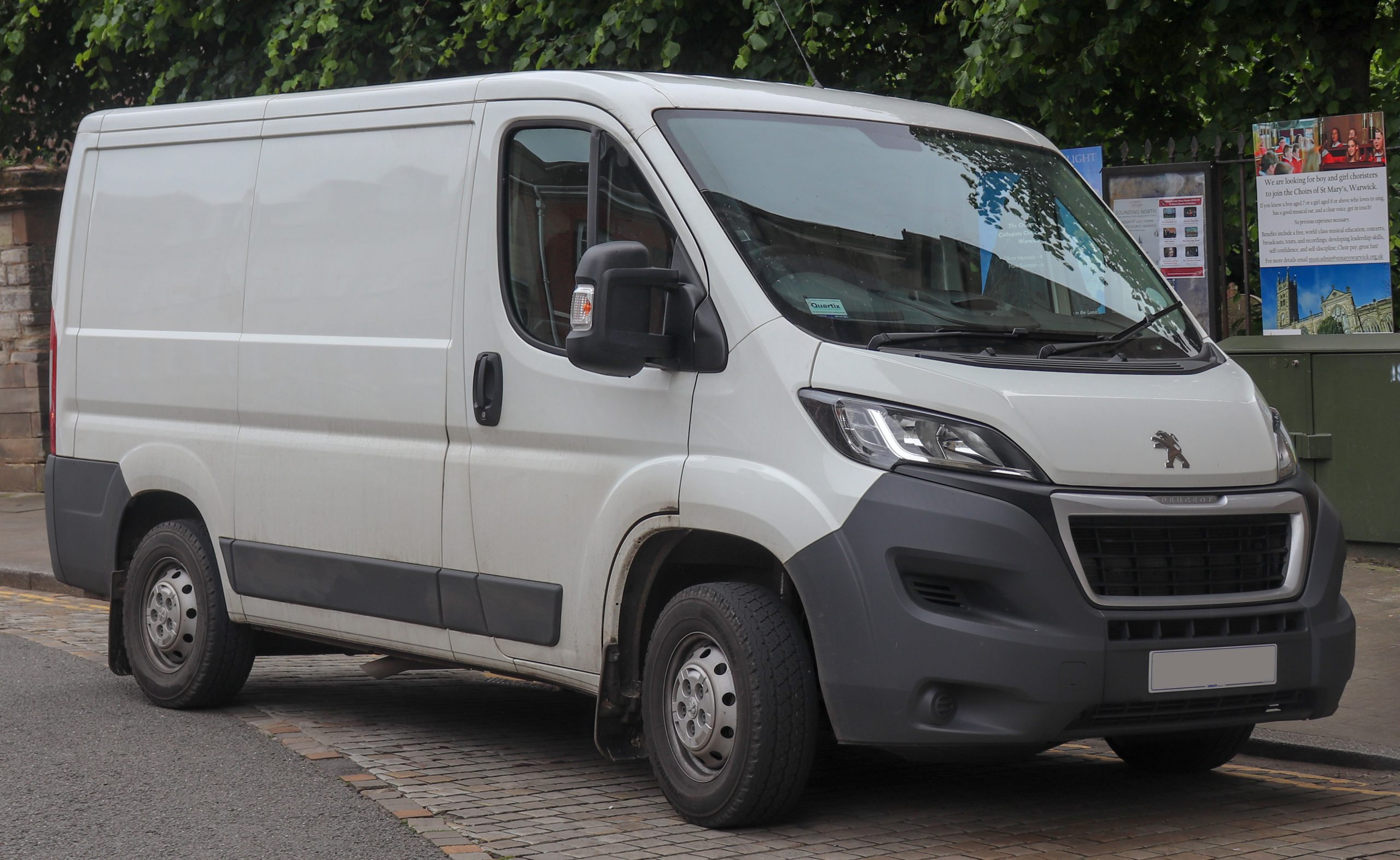 Peugeot Boxer L4H3, najem tovornega kombija v Semiču, Bela krajina