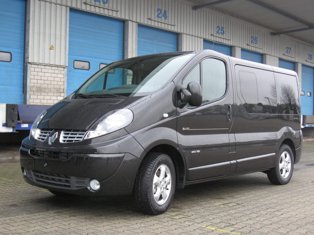 Renault Trafic, najem potniškega kombija v Semiču, Bela krajina